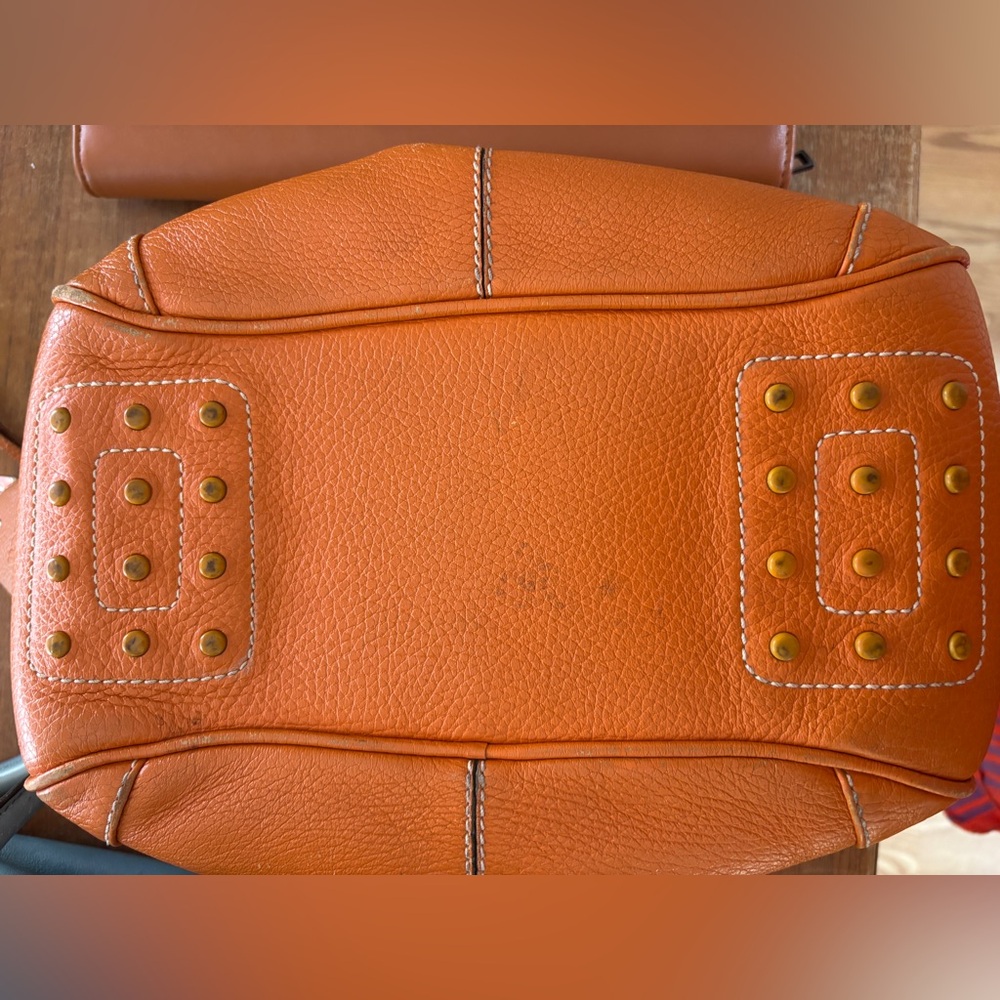 TOD'S Charlotte Hobo - Picture 8 of 13